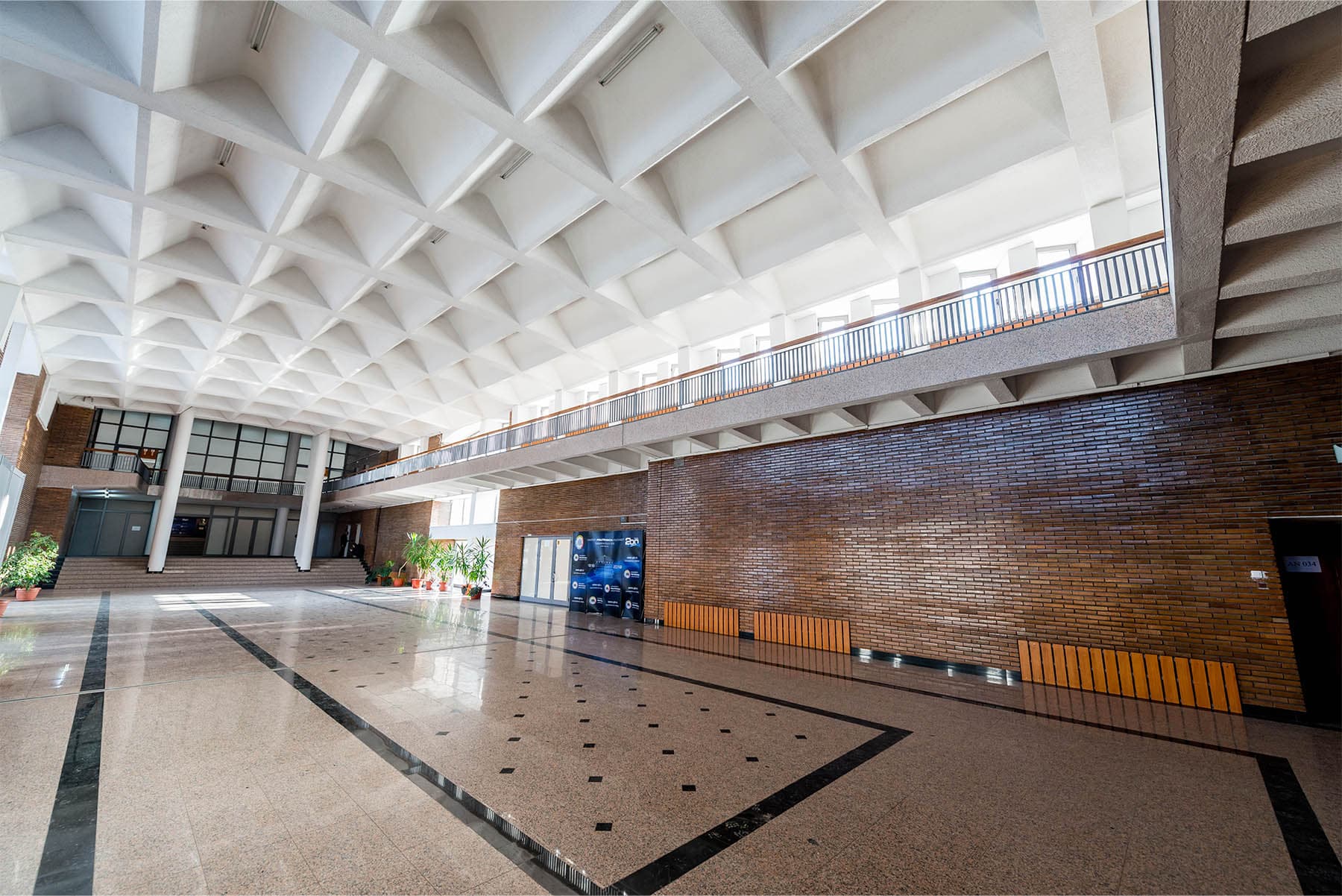 Biblioteca (Sala 2.1) 4